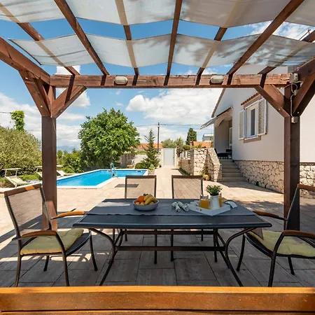 Mestrovic Zadarvillas * Zadar