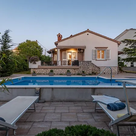 Mestrovic Zadarvillas Вилла Задар