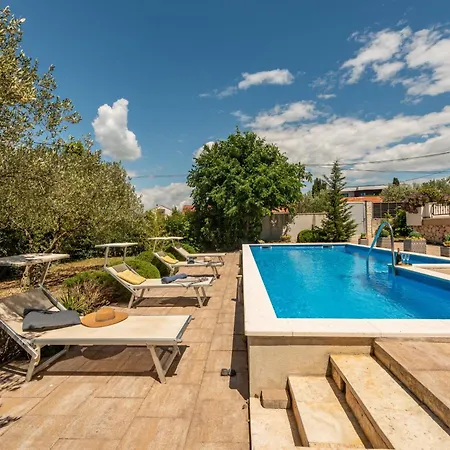 Mestrovic Zadarvillas Задар