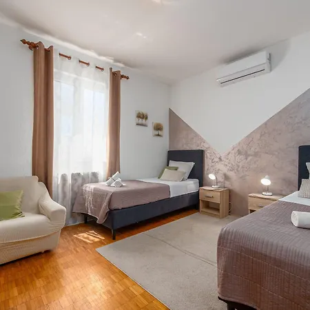 Mestrovic Zadarvillas Задар